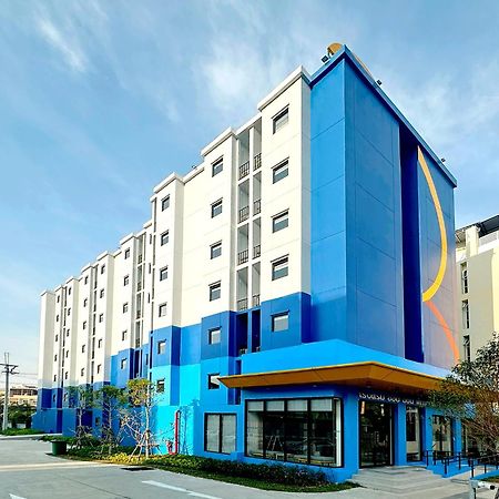 Hop Inn Central Патая Екстериор снимка